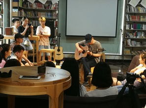 跨界对话 产品艺术设计师生与音乐人冯翔的武汉文化唱谈